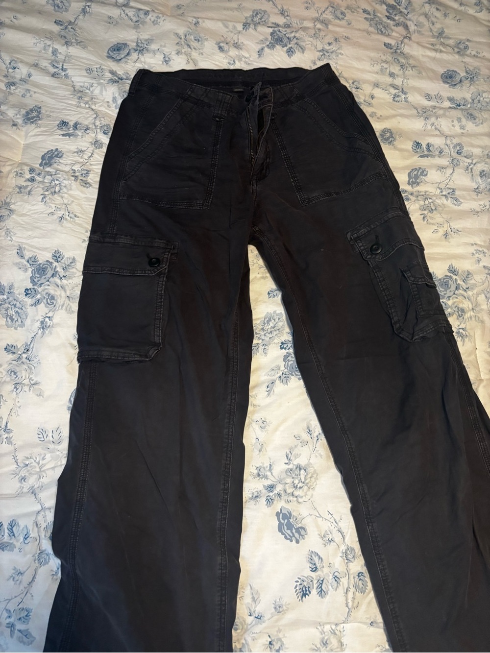 American Eagle Outfitters Black Cargo Pants with Drawstring Waist